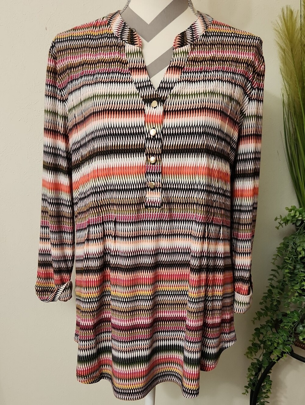 Westport 1962 Women's Multicolor Striped V-Neck Tunic with Button Placket